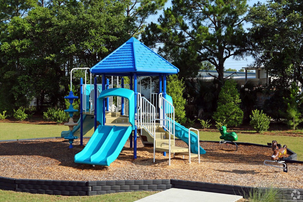 Soundside Apartments